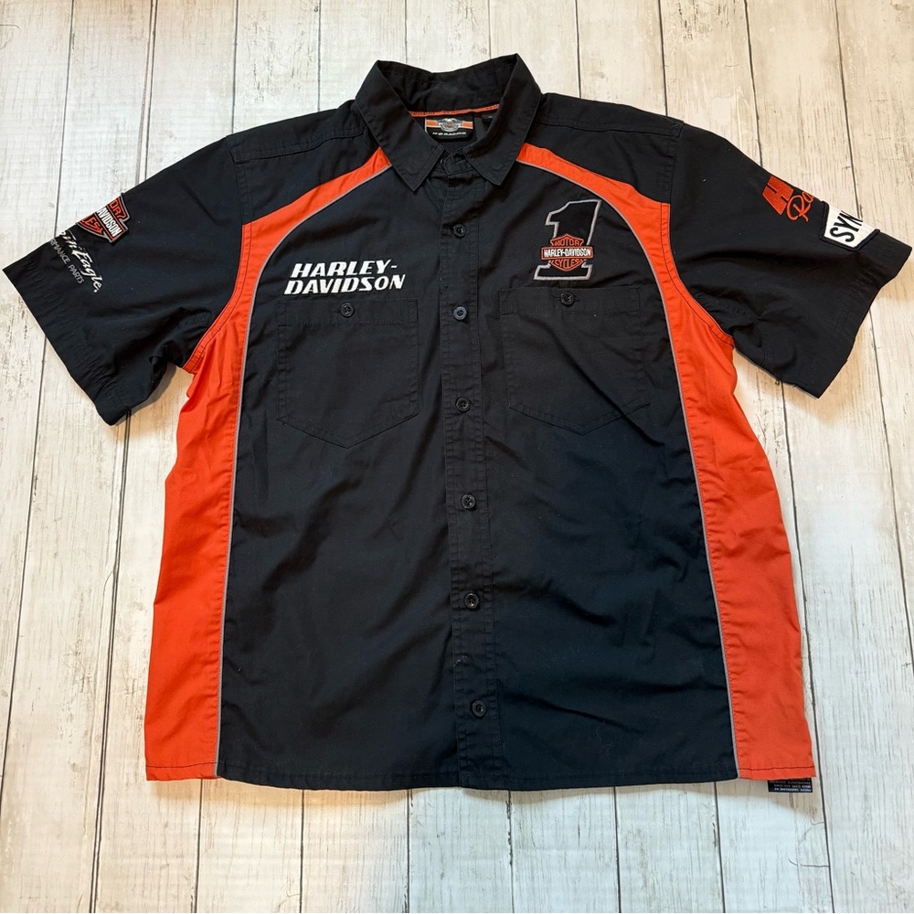 Harley davidson men’s mechanic shirt - used - great condition - Medium
